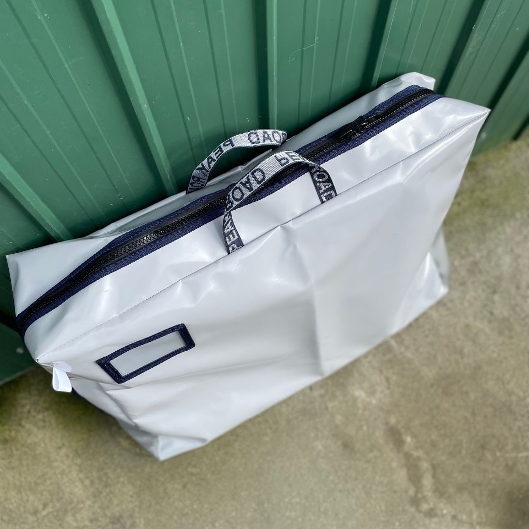 Peak Road Saddle Blanket/ Cover Bag