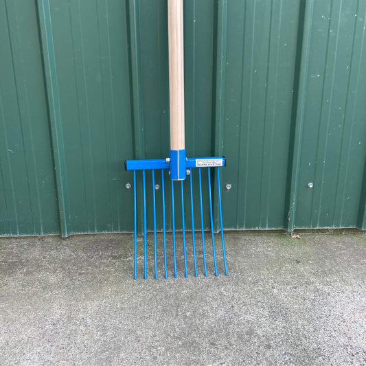 Millenia Kids Classic Stable Rake