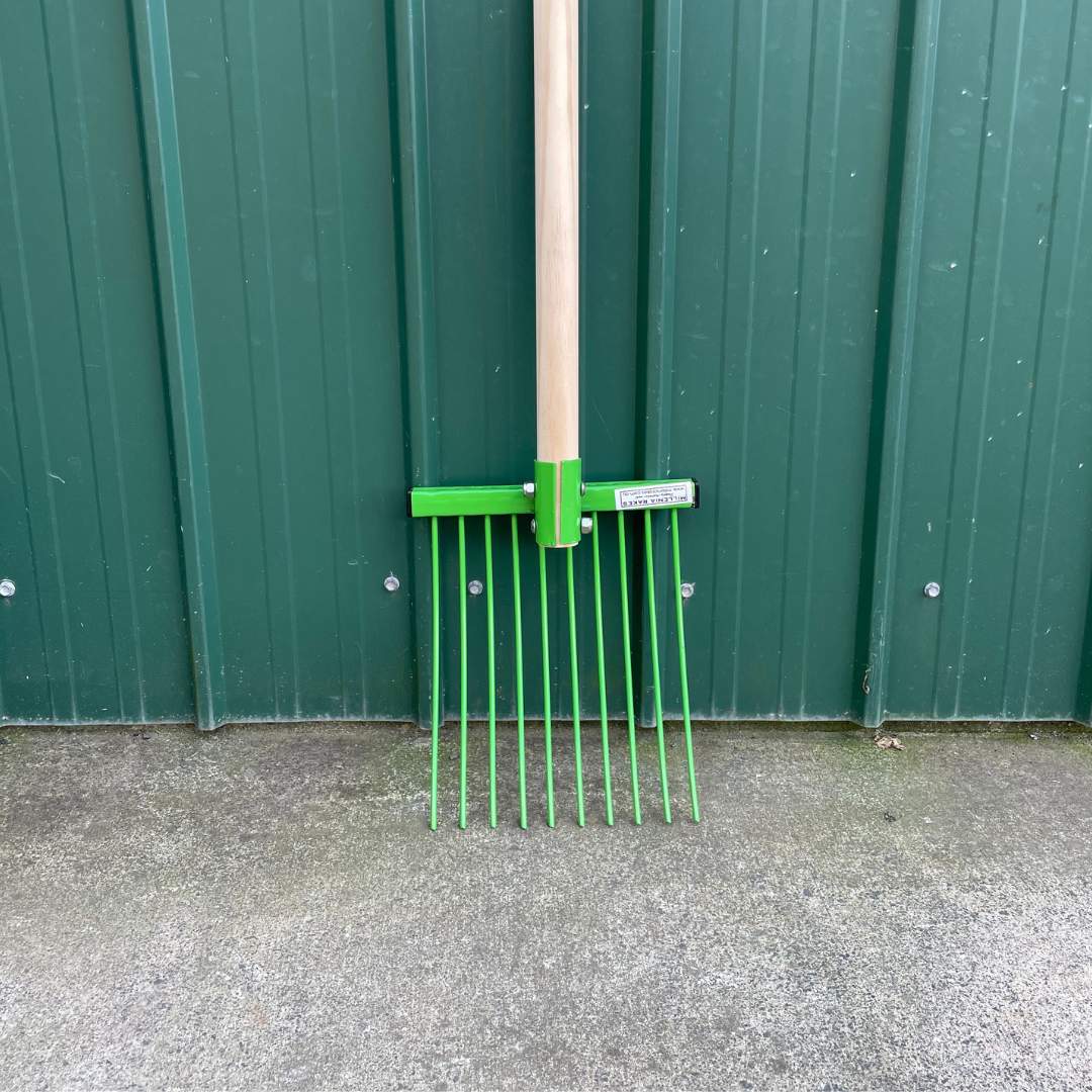 Millenia Kids Classic Stable Rake