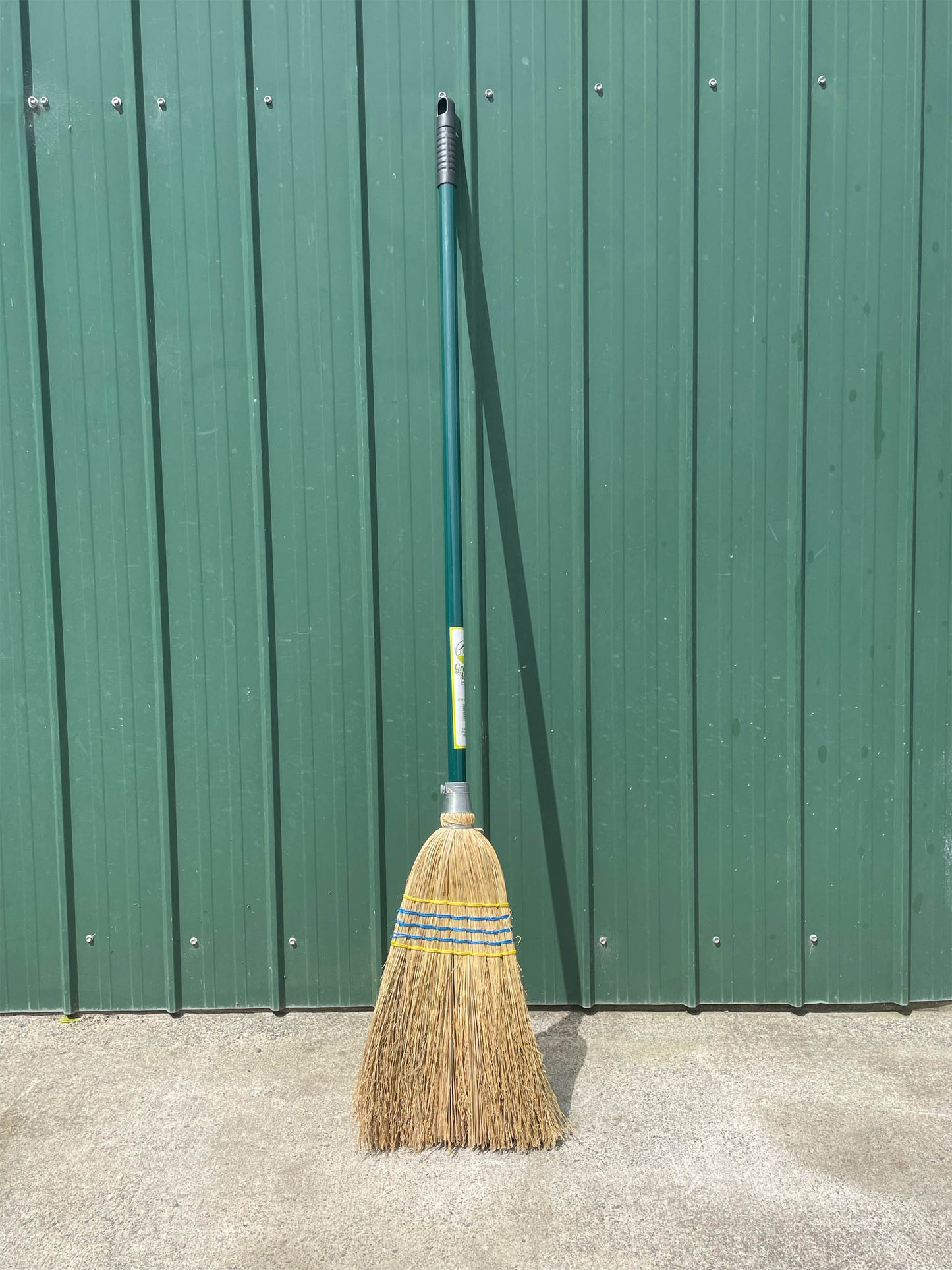 Corn Stable Broom