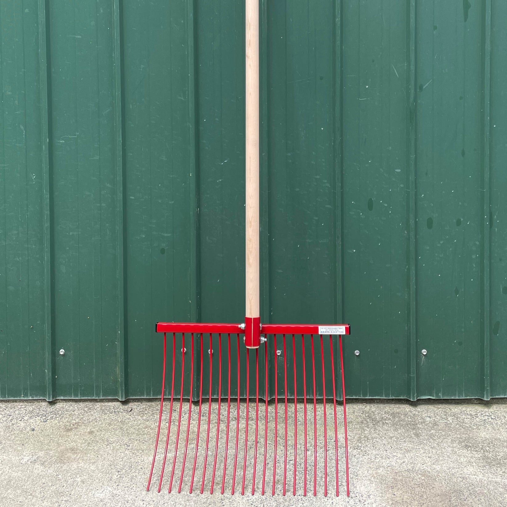 Millenia Classic Stable Rake available in New Zealand – PEAK ROAD